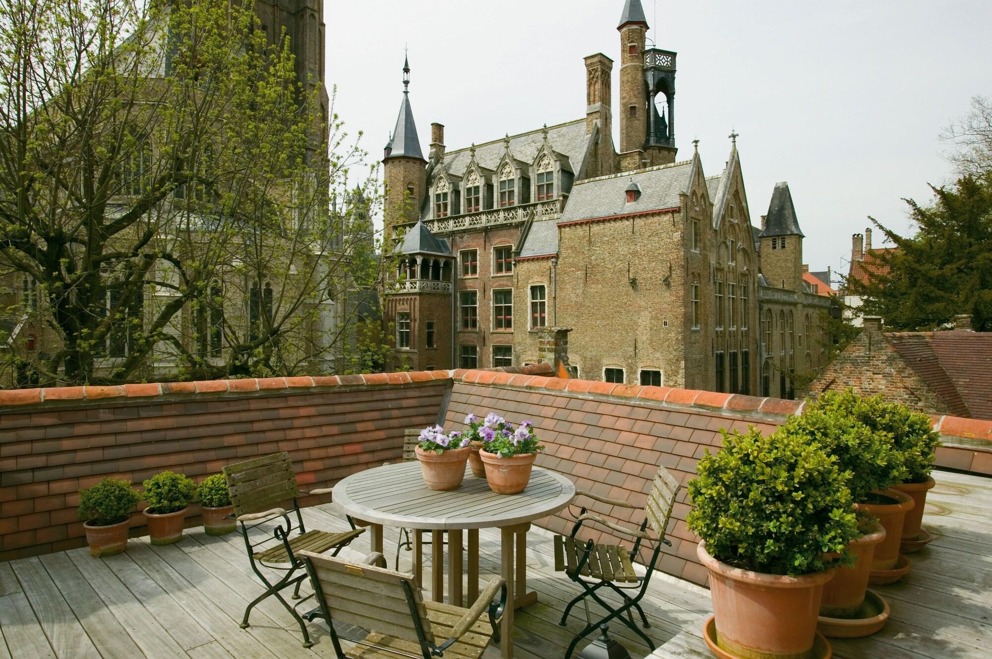 B&B Exclusive Guesthouse Bonifacius Брюж Екстериор снимка